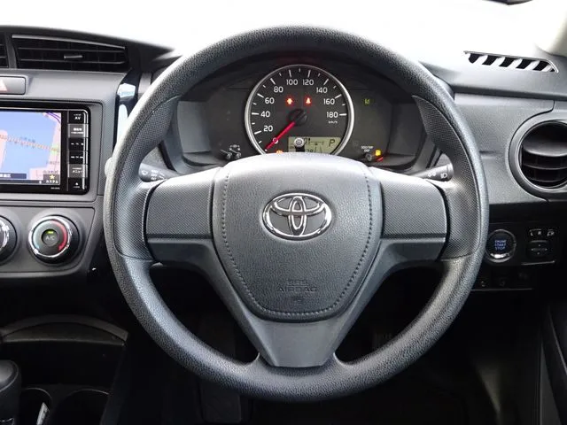 カローラアクシオ(トヨタ)の車両写真
