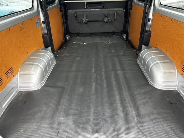 ハイエースバン　１．２５ｔ　２ＷＤ（トヨタ）の車両写真