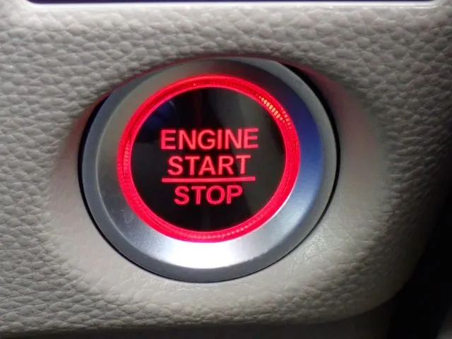 N BOX(ホンダ)の車両写真