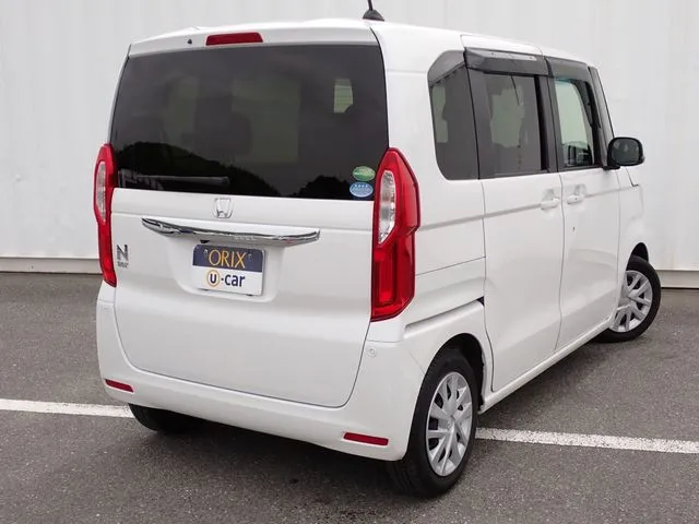 N BOX(ホンダ)の車両写真