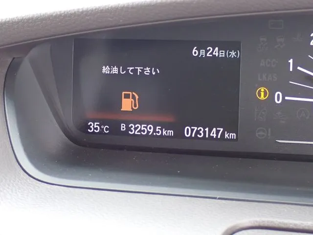 N BOX(ホンダ)の車両写真
