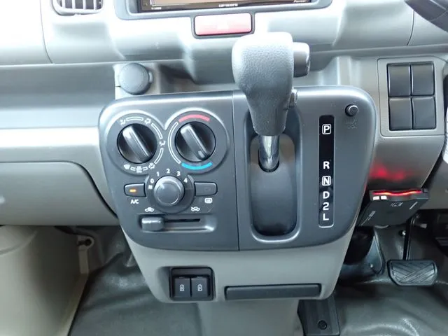 エブリイバン(スズキ)の車両写真