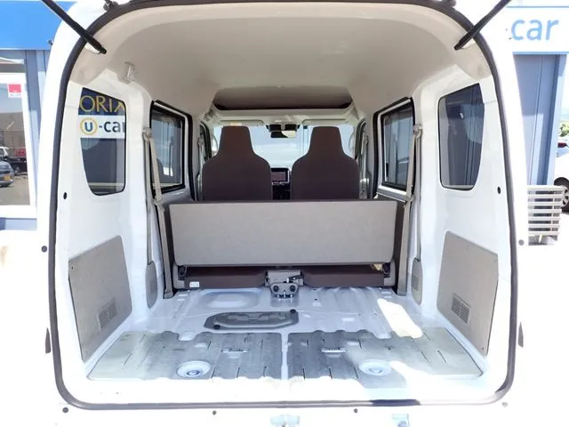 エブリイバン(スズキ)の車両写真