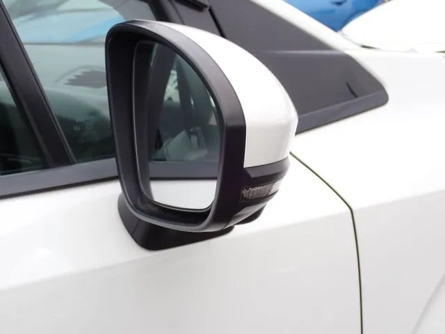ノート(ニッサン)の車両写真