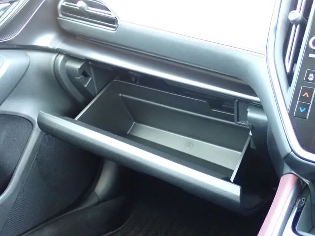 レヴォーグ(スバル)の車両写真