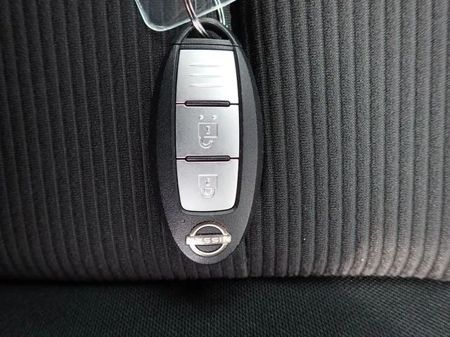 ノート(ニッサン)の車両写真