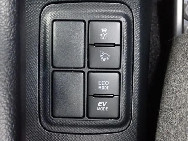 アクア（トヨタ）の車両写真