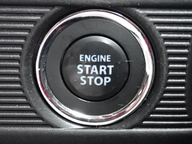 スペーシア(スズキ)の車両写真