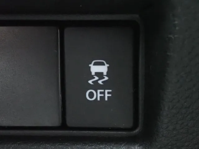 スペーシア(スズキ)の車両写真