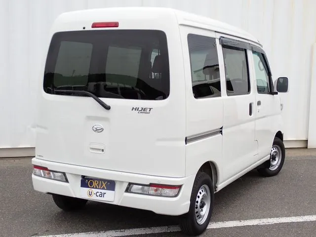 ハイゼットカーゴ 4WD(ダイハツ)の車両写真