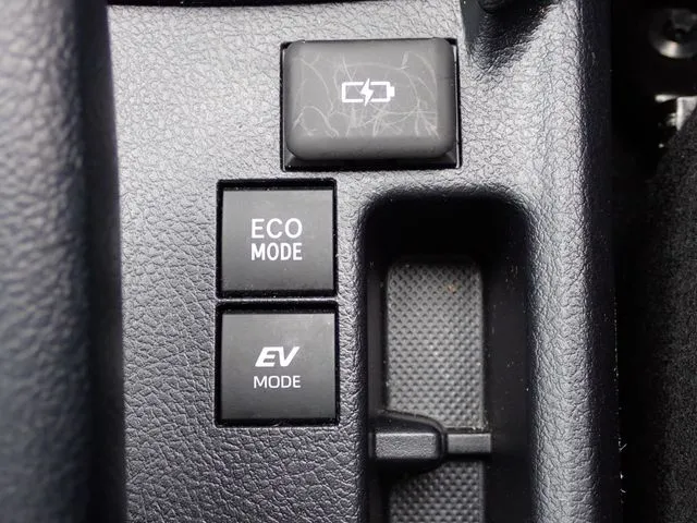 カローラアクシオ ハイブリッド(トヨタ)の車両写真