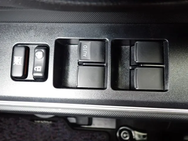 アクア(トヨタ)の車両写真