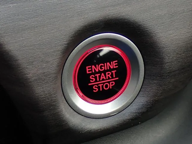 フリードプラス(ホンダ)の車両写真
