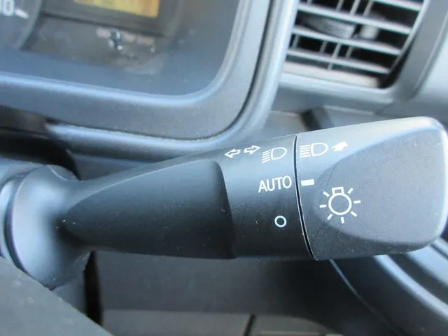 ハイゼットカーゴ 4WD(ダイハツ)の車両写真