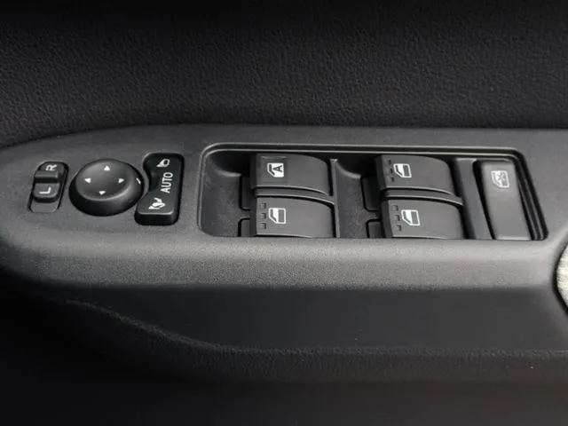 ダイハツ　ムーヴ　４ＷＤ