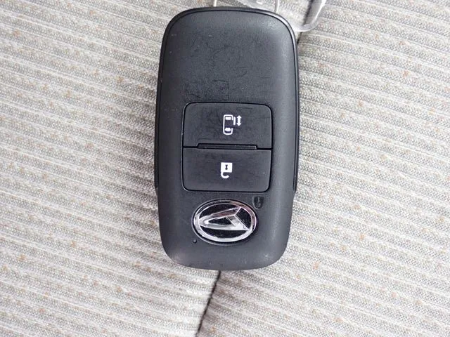 ダイハツ　ムーヴ　４ＷＤ