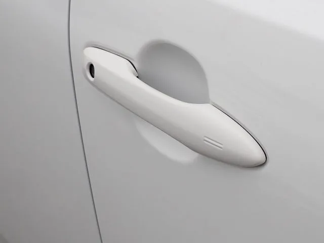 プリウス(トヨタ)の車両写真
