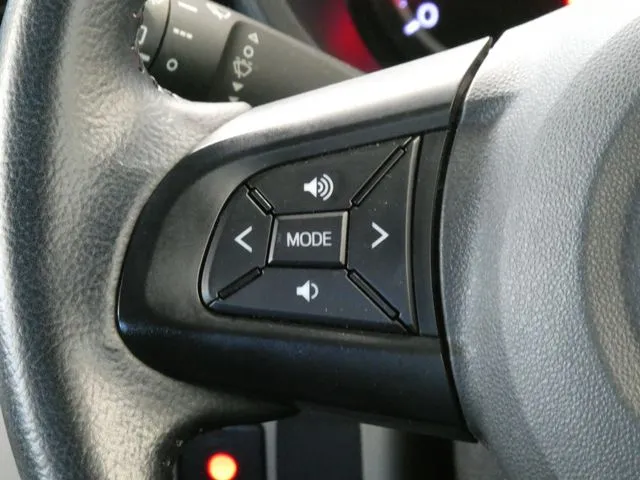 ムーヴ(ダイハツ)の車両写真