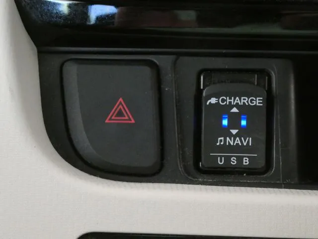 ムーヴ(ダイハツ)の車両写真