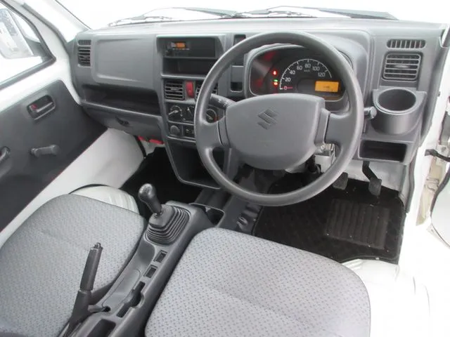 キャリイトラック　４ＷＤ（スズキ）の車両写真