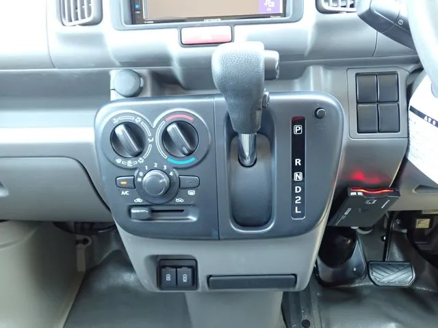 エブリイバン(スズキ)の車両写真