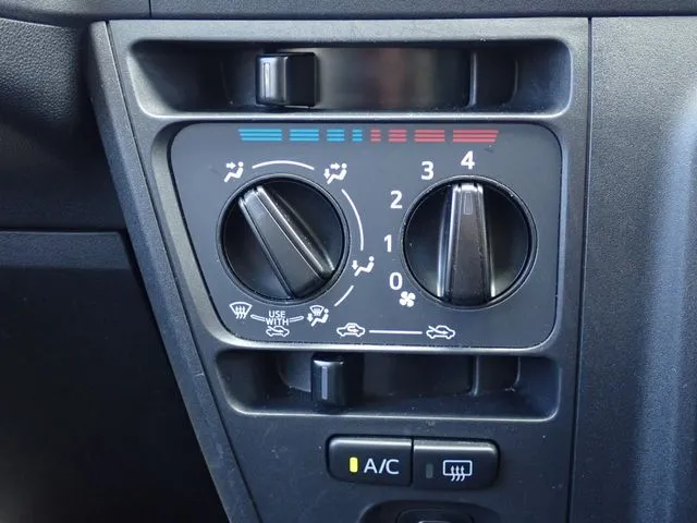 ハイゼットカーゴ(ダイハツ)の車両写真
