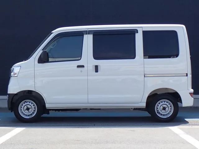 ハイゼットカーゴ(ダイハツ)の車両写真