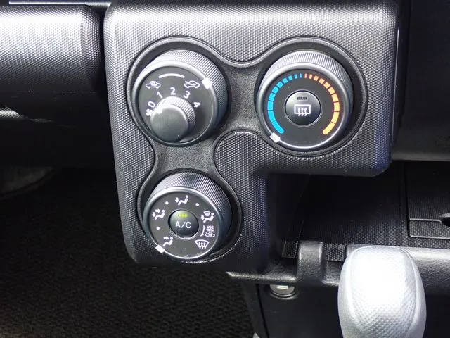 トヨタ プロボックスバン 4WD