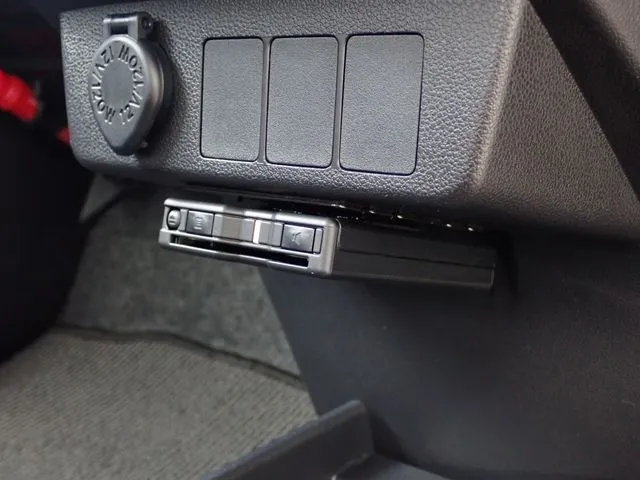 ミラ イース(ダイハツ)の車両写真