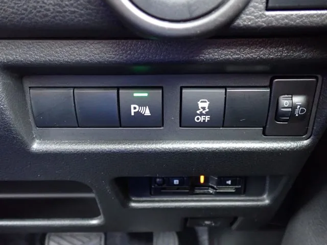 ワゴンR スマイル 4WD(スズキ)の車両写真