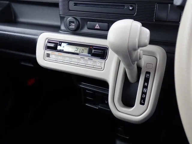 ワゴンR スマイル 4WD(スズキ)の車両写真