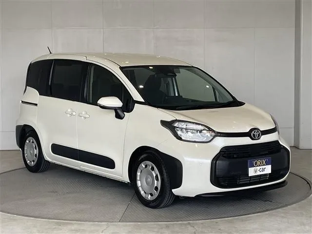 シエンタ(トヨタ)の車両写真