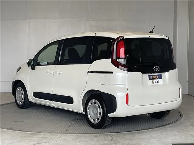 シエンタ(トヨタ)の車両写真