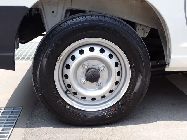 ハイゼットカーゴ(ダイハツ)の車両写真