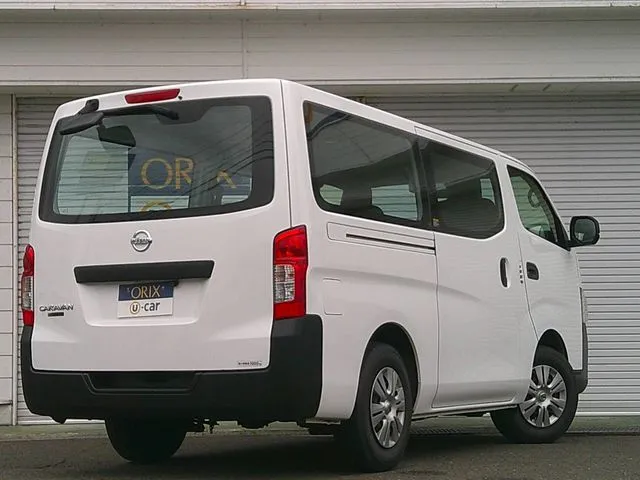ニッサン NV350キャラバン 4WD