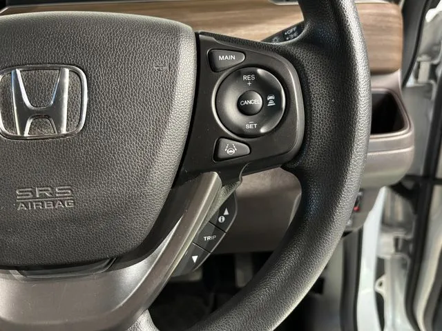 フリードプラス ハイブリッド(ホンダ)の車両写真