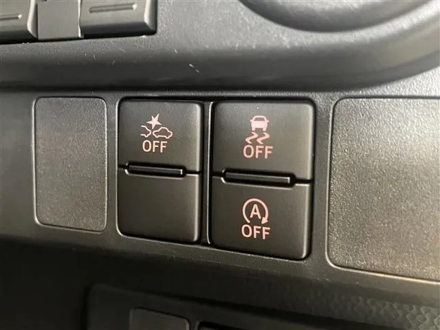 ルーミー(トヨタ)の車両写真