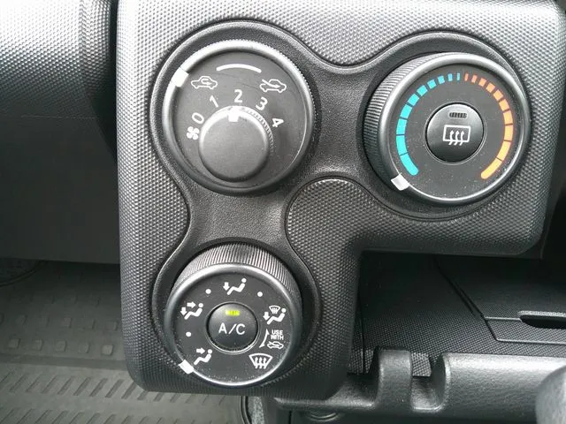 トヨタ　プロボックスバン　４ＷＤ