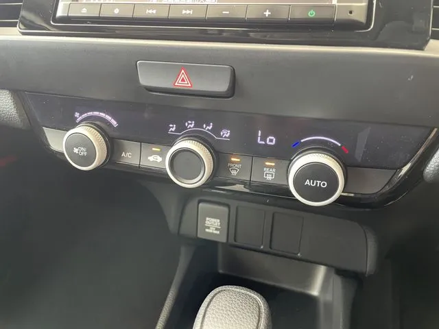 ホンダ フィット e:HEV