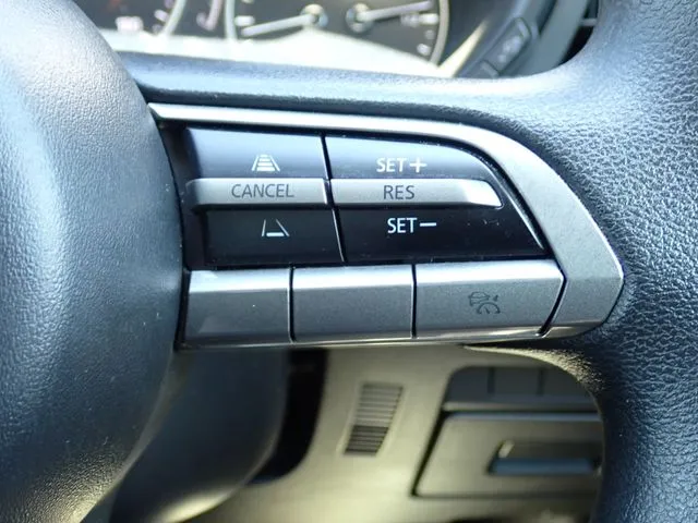 マツダ MAZDA3 セダン