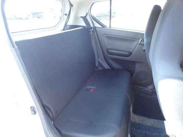ミラ イース(ダイハツ)の車両写真