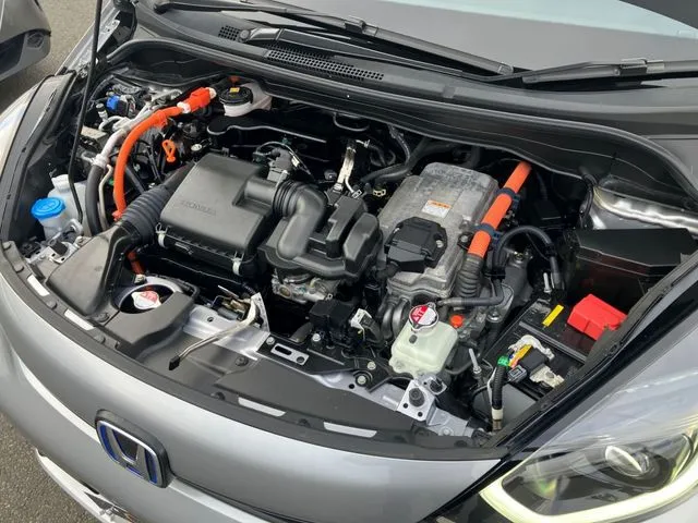 フィット e:HEV 4WD(ホンダ)の車両写真