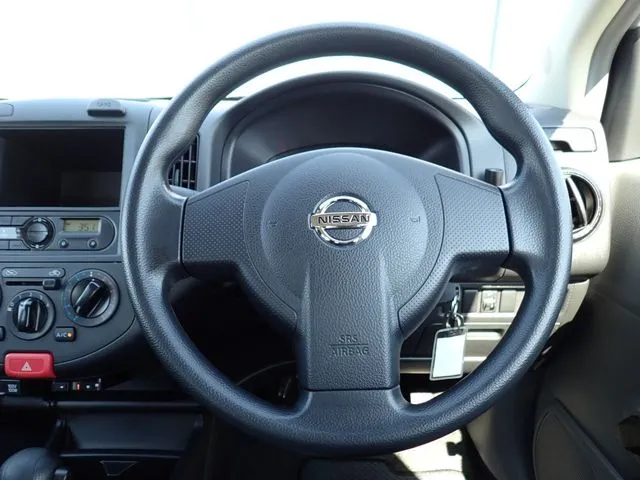 NV150 AD 2WD(ニッサン)の車両写真