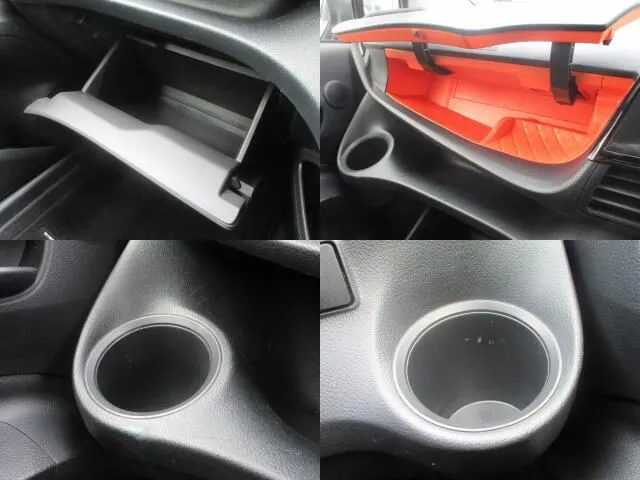 シエンタ(トヨタ)の車両写真