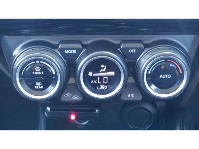 スイフト(スズキ)の車両写真