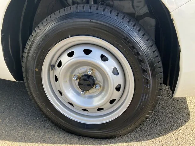 トヨタ プロボックスバン 4WD