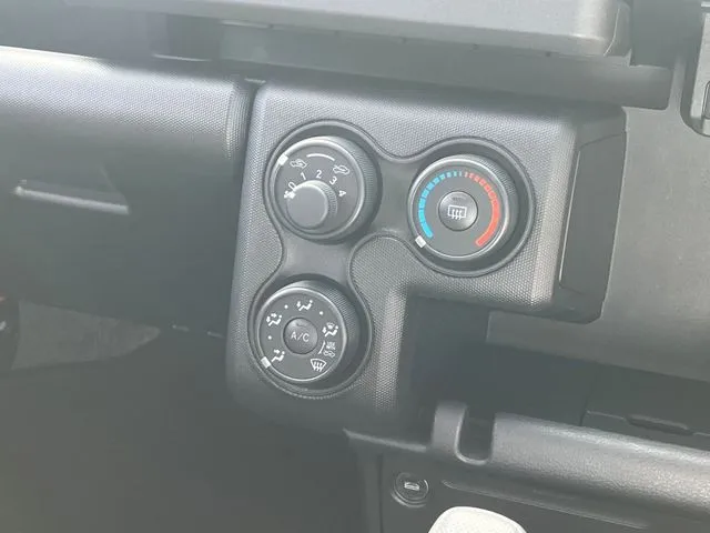 トヨタ プロボックスバン 4WD