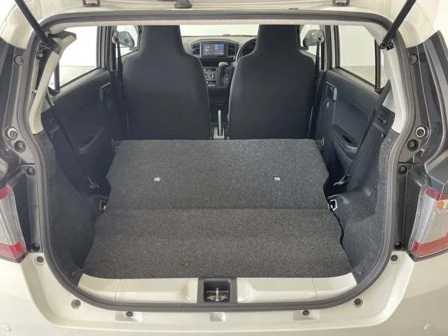 ミラ イース(ダイハツ)の車両写真