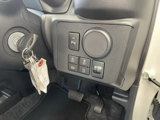 ミラ イース(ダイハツ)の車両写真