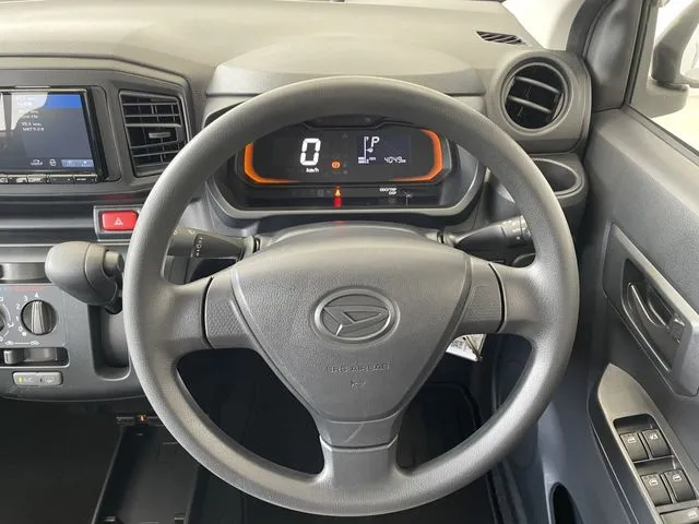 ミラ イース(ダイハツ)の車両写真